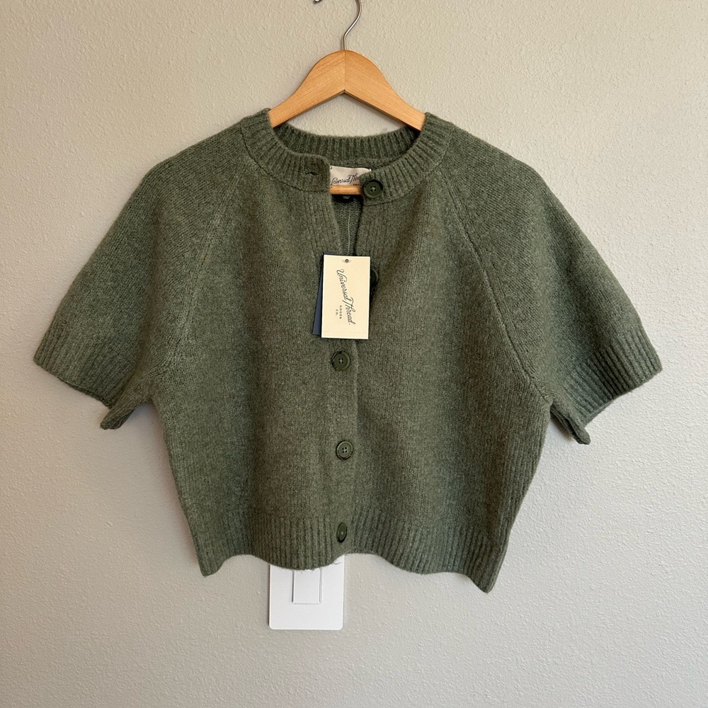 Universal Thread Olive Green Short Sleeve Cropped Cardigan